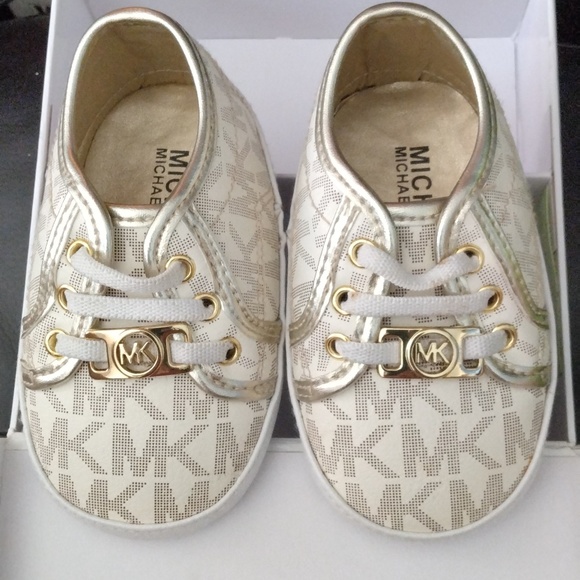 MK baby shoes - Picture 1 of 8